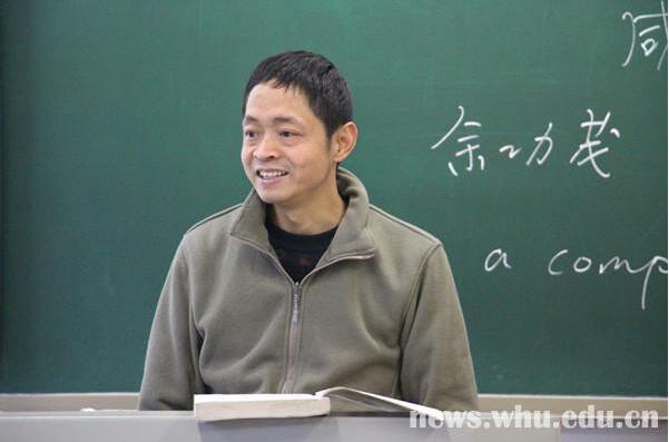 谈球吧官网