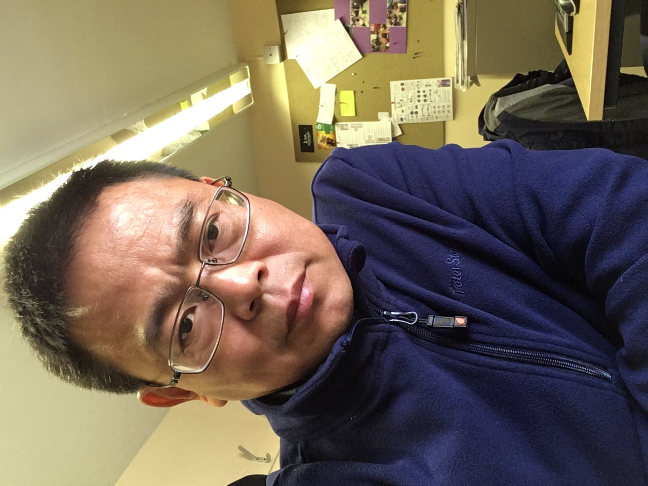 谈球吧官网