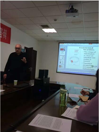 谈球吧官网