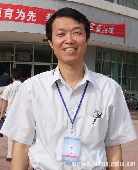 谈球吧官网
