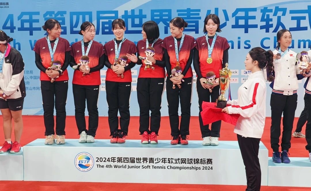 谈球吧官网