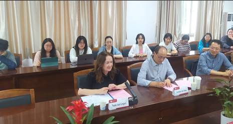谈球吧官网