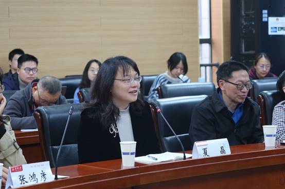 谈球吧官网