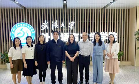 谈球吧官网
